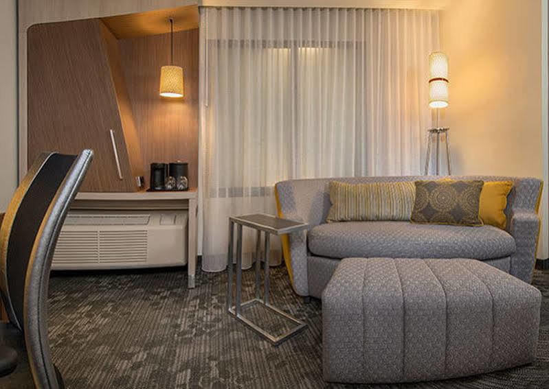 Hotel Courtyard By Marriott Carrollton Zewnętrze zdjęcie